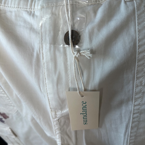 NWT SUNDANCE Women's Flat-Front BLOOM Embroidered Off-White CARGO PANTS Size 16 - Picture 3 of 7